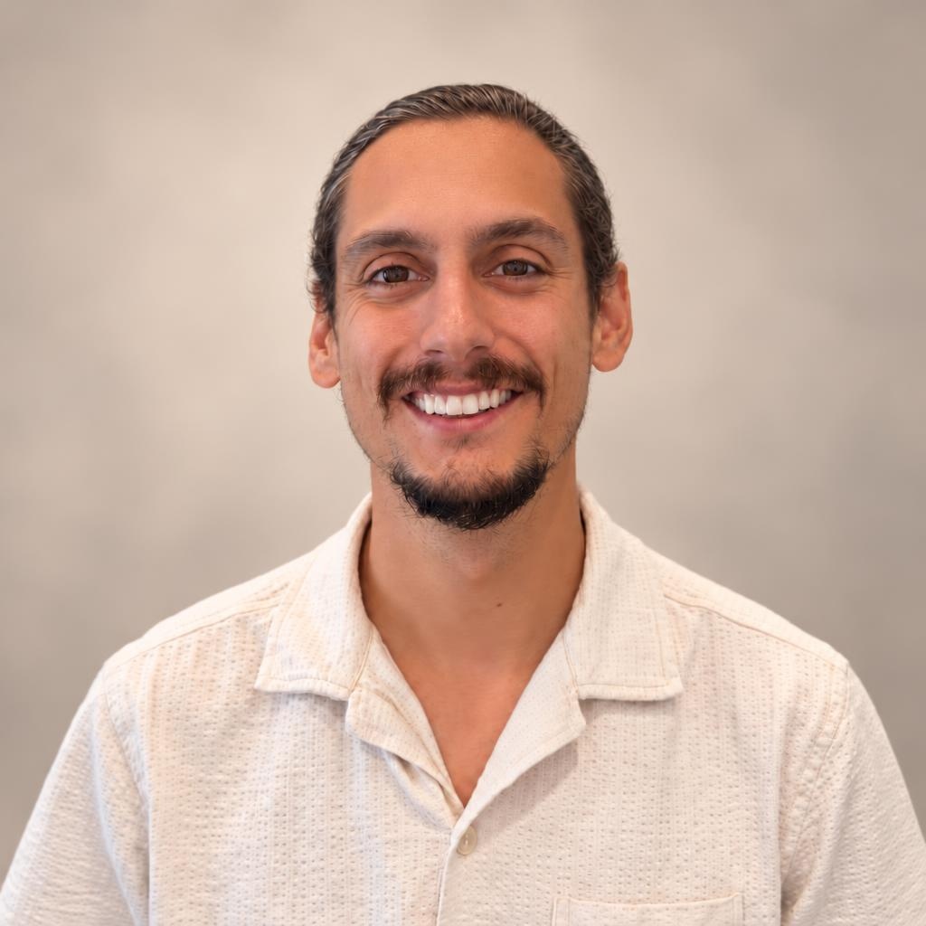 Joshua Humada, Founder of MoneyYogi